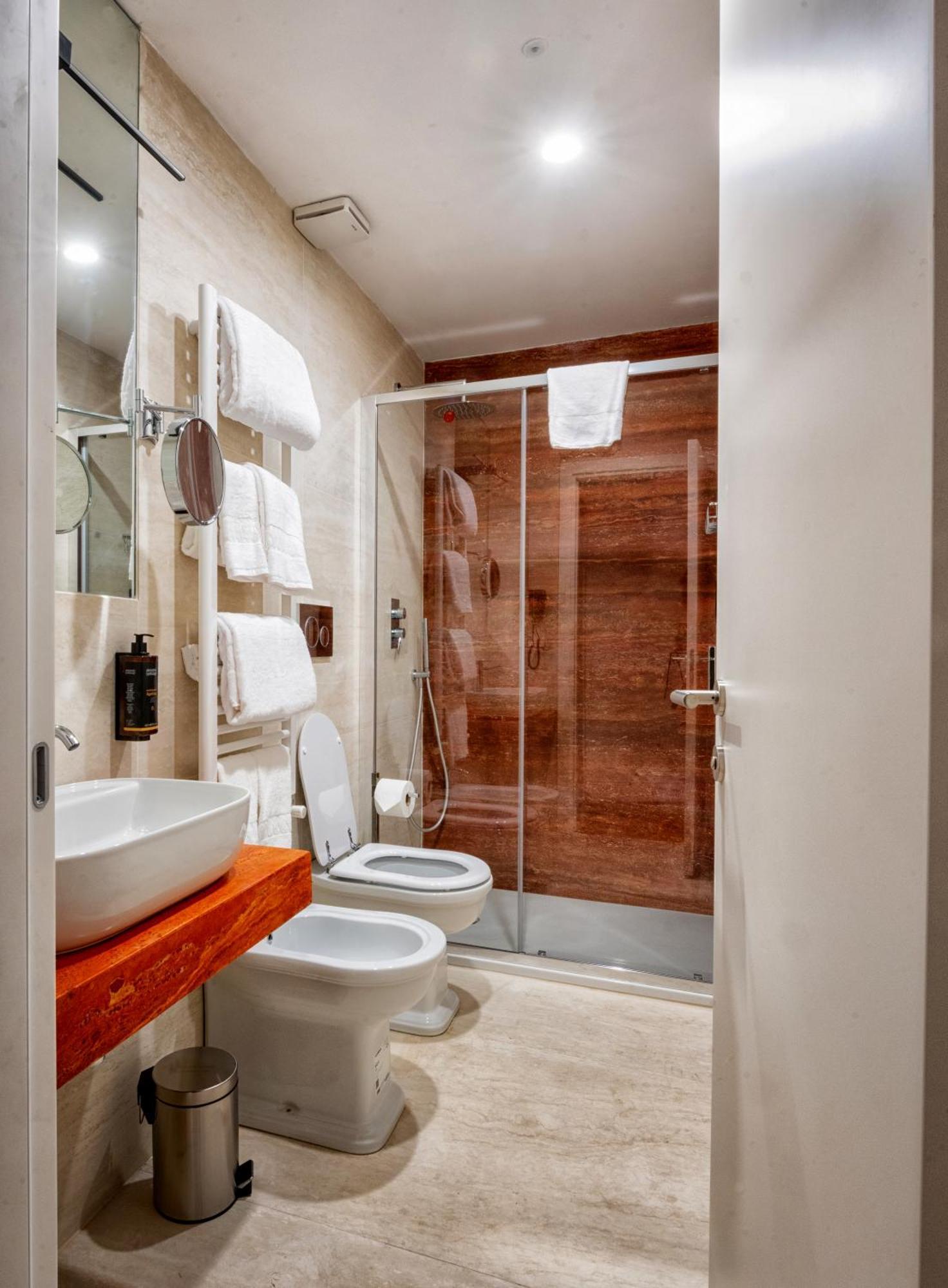 Agh - Capranica Hotel Rome Buitenkant foto